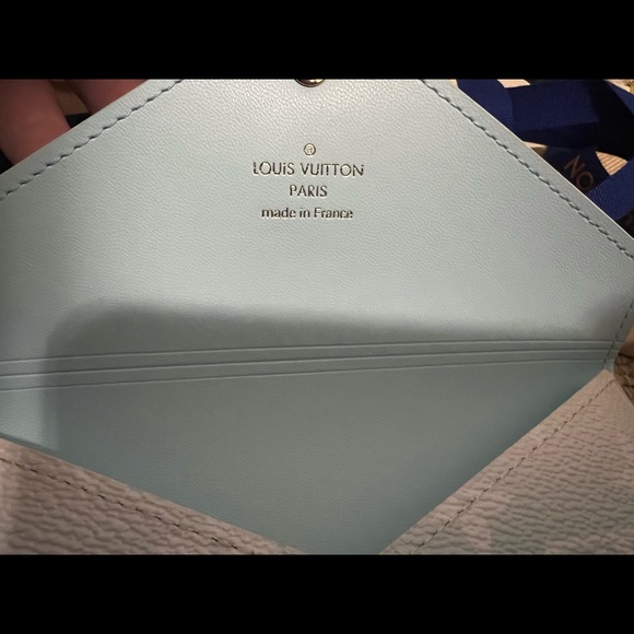 LV Monogram Giant By The Pool Medium Kirigami Pochette Beige Blue Envelope Pouch - Picture 12 of 14